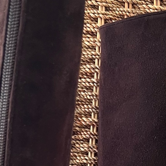 Manolo Blahnik brown suede tall boot - Picture 4 of 4